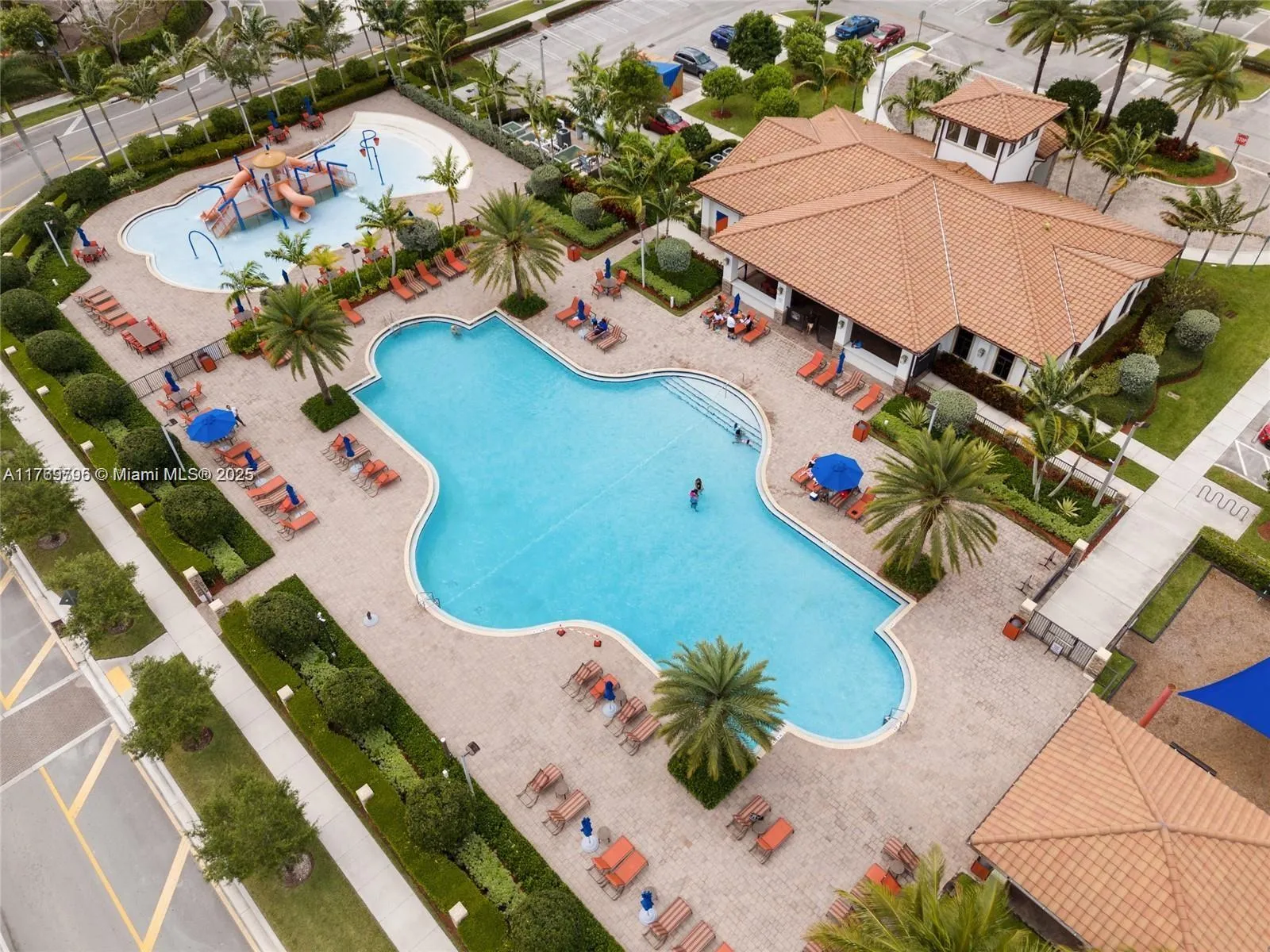 5 bedroom 3 bath for sale at 3626 SE 1st St, Homestead FL 33033