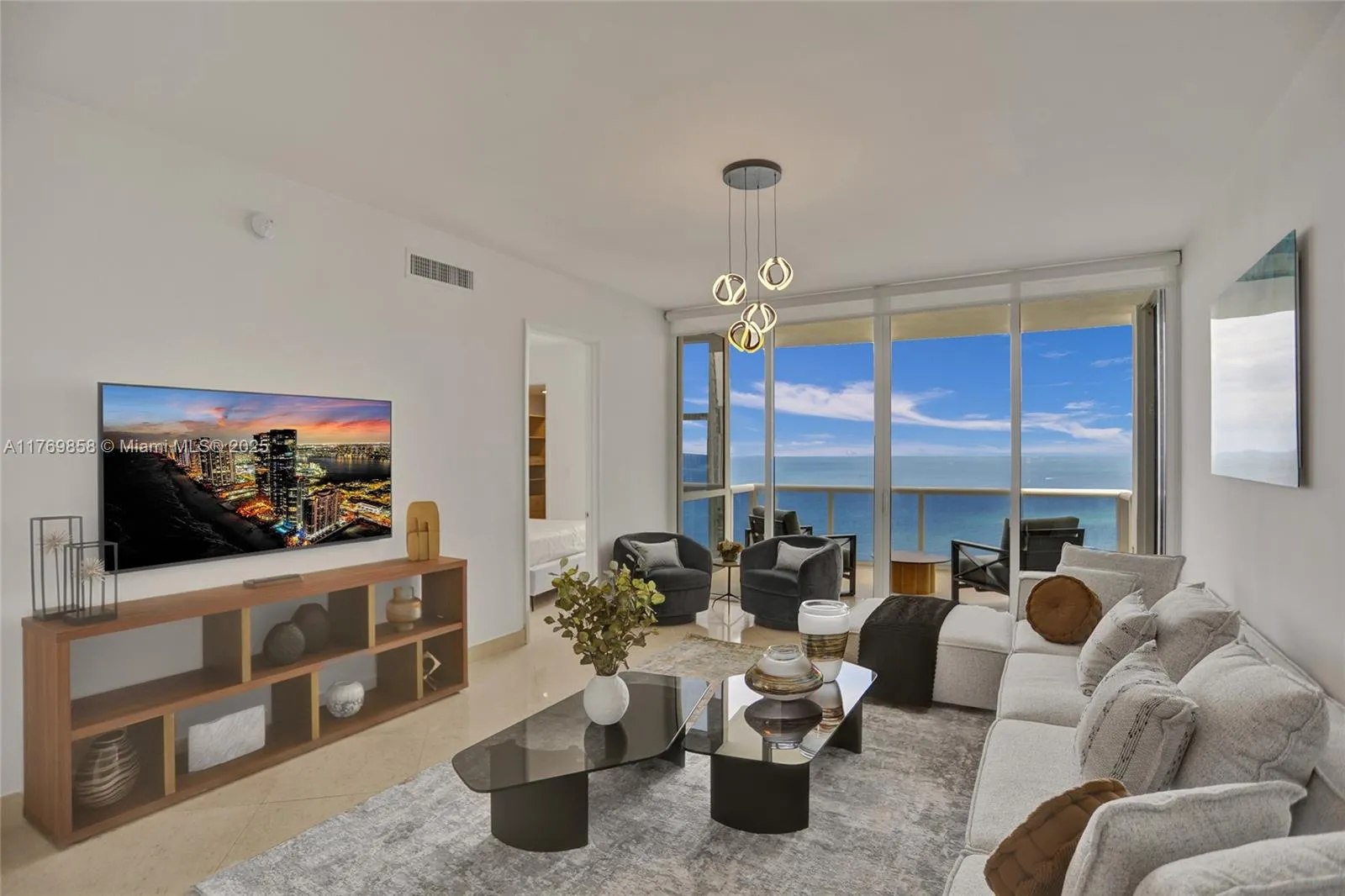 3 bedroom 3 bath for sale at 18101 Collins Ave # 3504, Sunny Isles Beach FL 33160