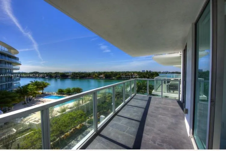 1 bedroom 1 bath for sale at 6700 Indian Creek Dr # 503, Miami Beach FL 33141