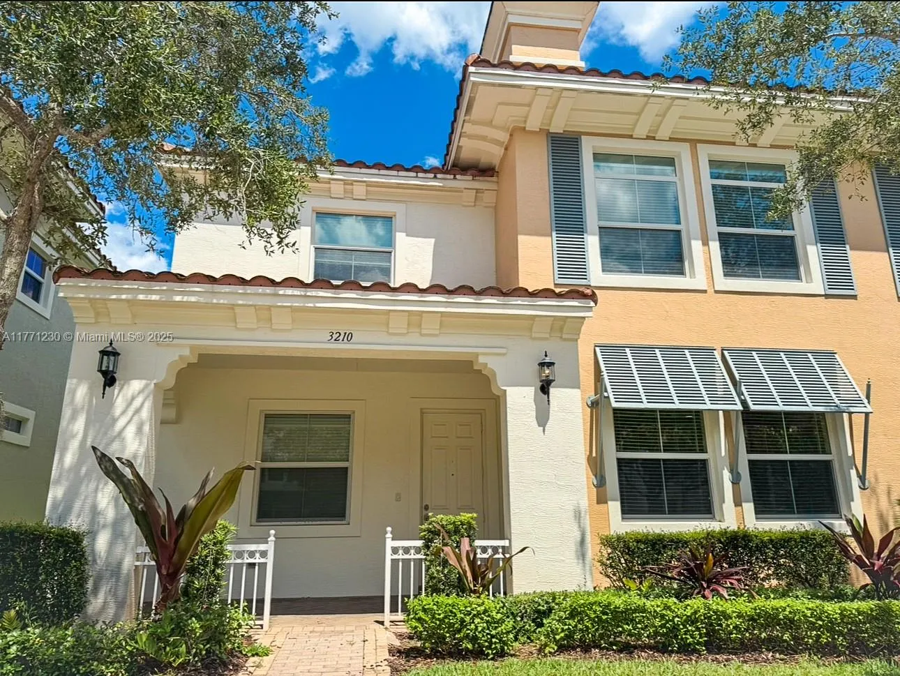 3 bedroom 2 bath for sale at 3210 NW 126th Ave # 3210, Sunrise FL 33323