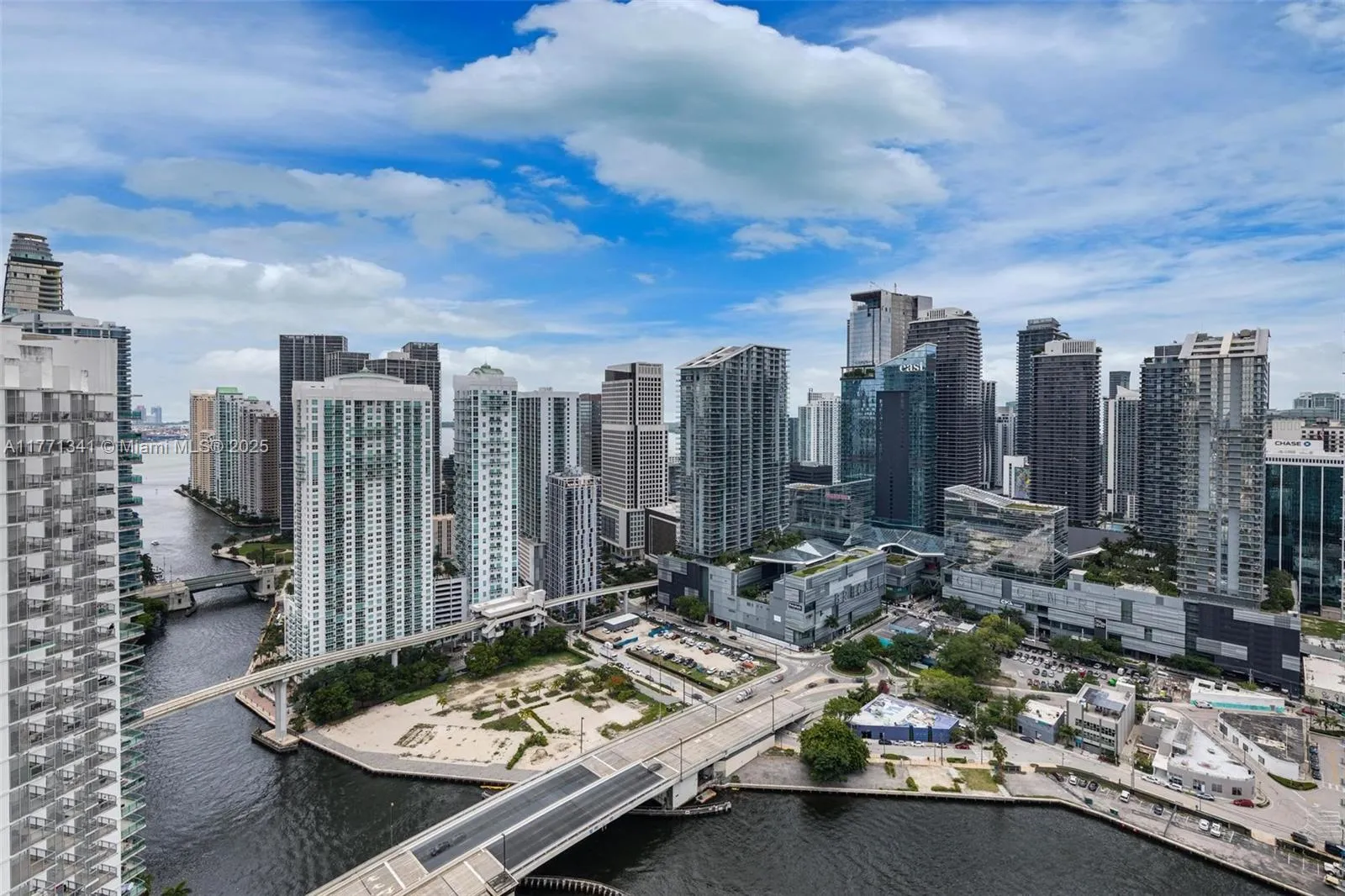 2 bedroom 2 bath for sale at 90 SW 3rd St # 4103, Miami FL 33130