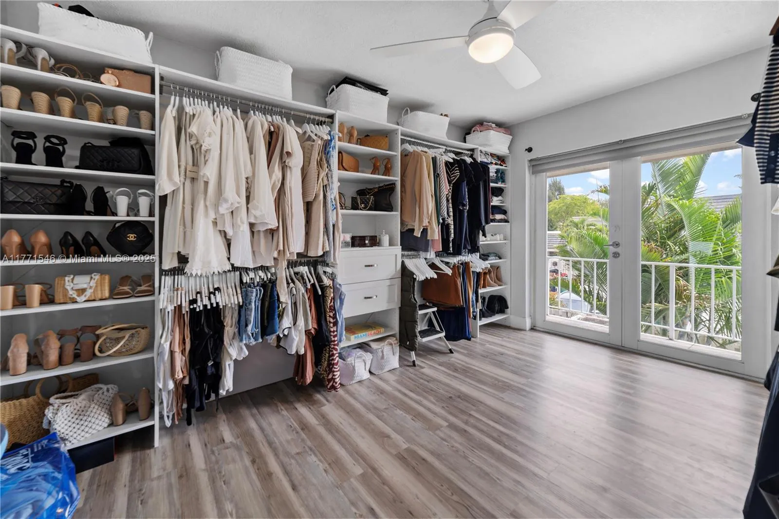 8122 SW 83rd Pl, Miami FL 33143