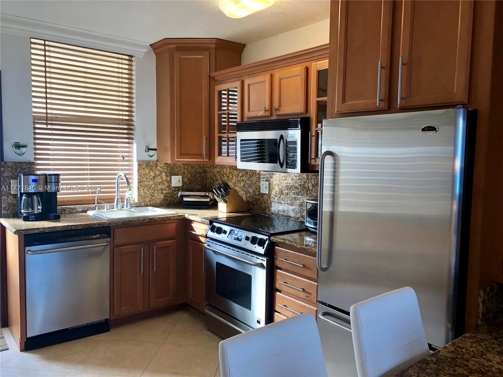 1936 S Ocean Dr # 24C, Hallandale Beach FL 33009