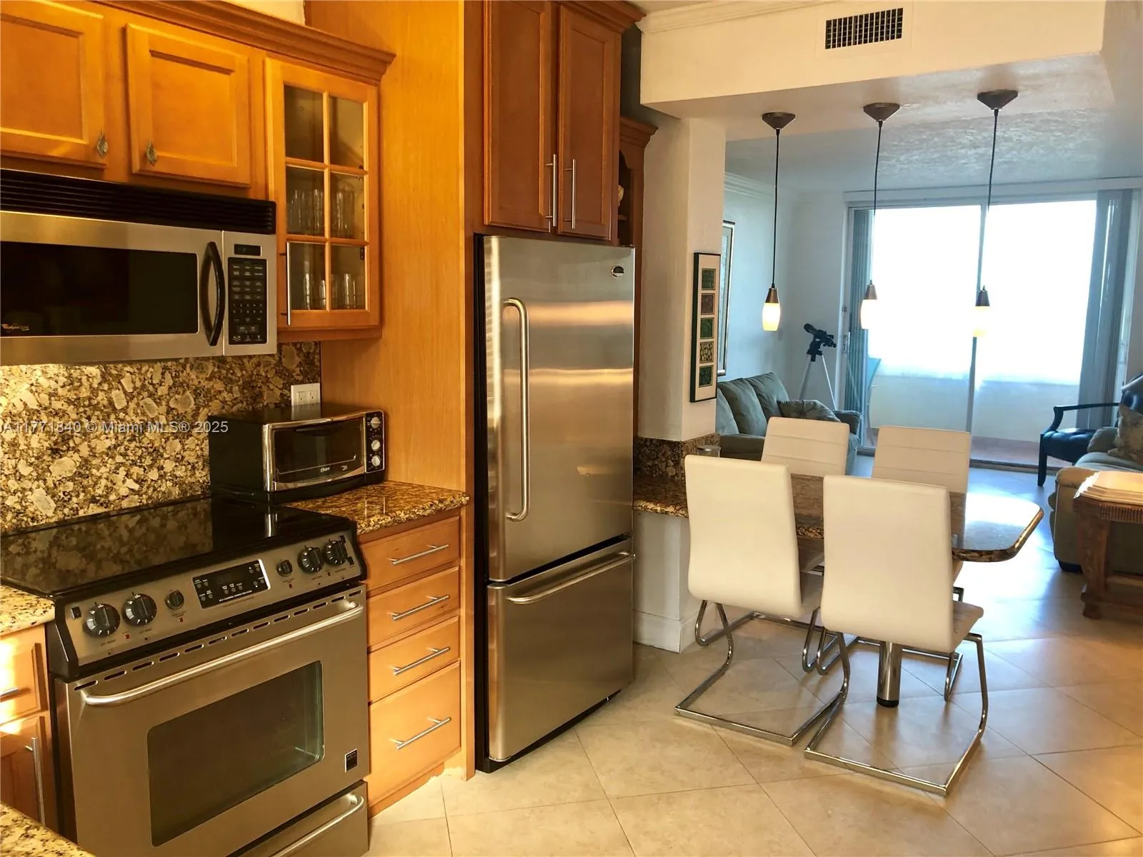 1936 S Ocean Dr # 24C, Hallandale Beach FL 33009