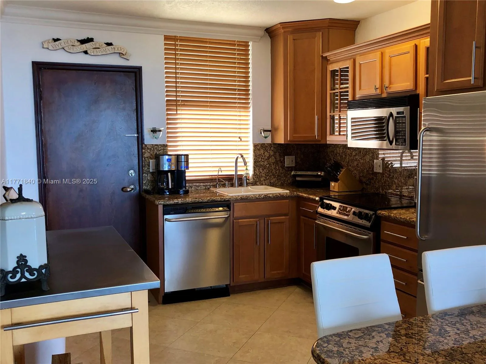 1936 S Ocean Dr # 24C, Hallandale Beach FL 33009