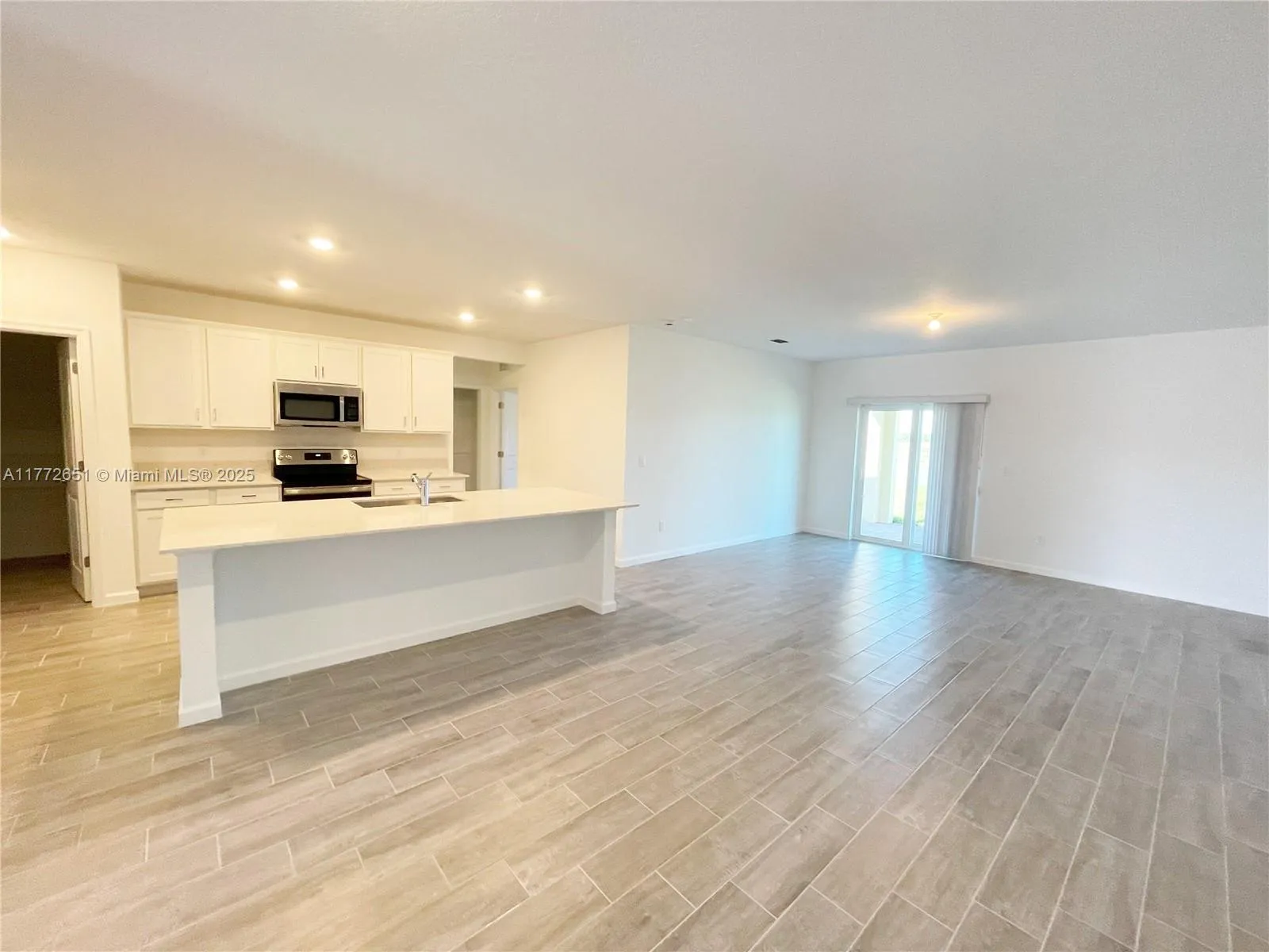 964 Bent Creek Dr, Fort Pierce FL 34947