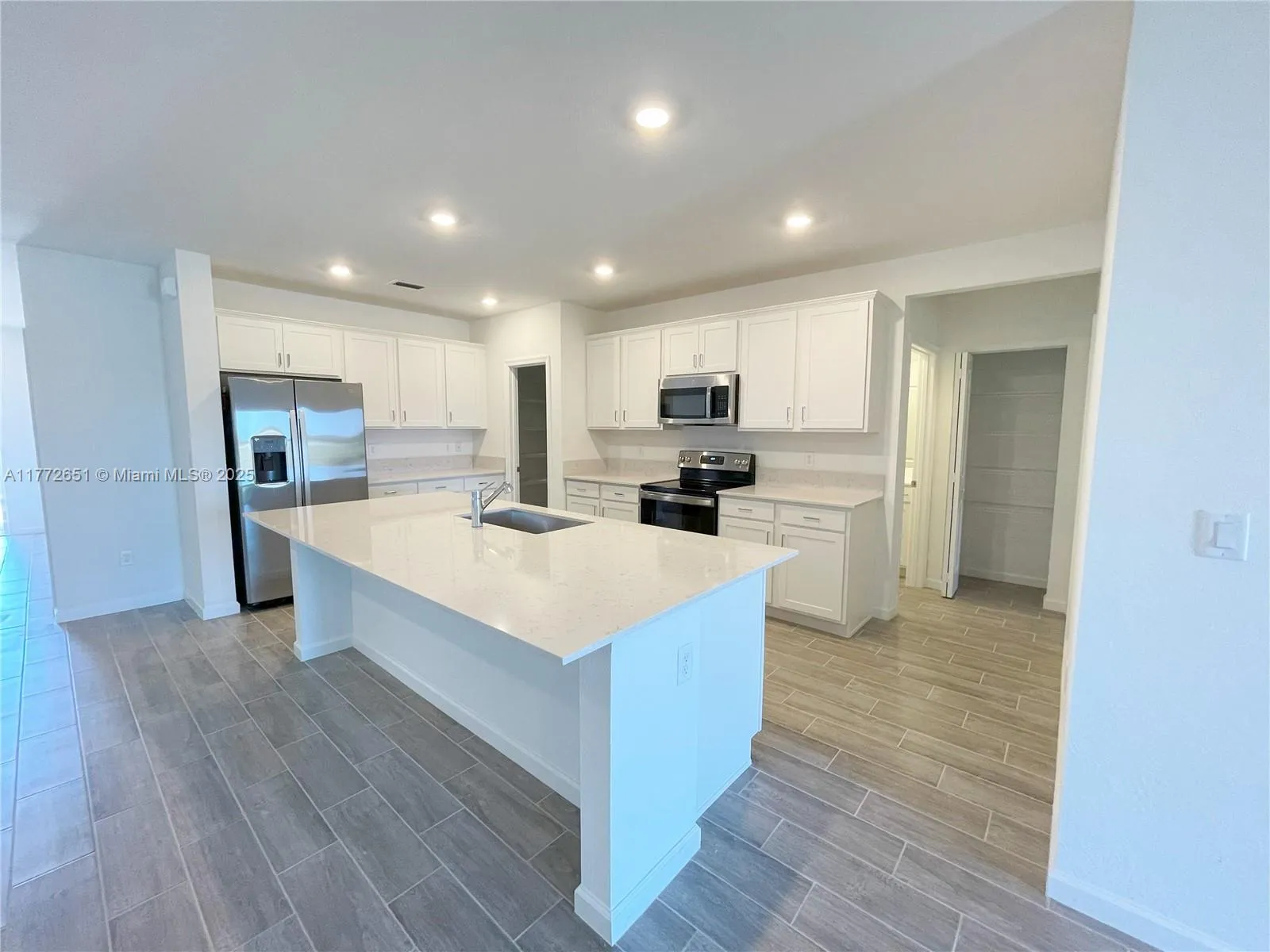 964 Bent Creek Dr, Fort Pierce FL 34947