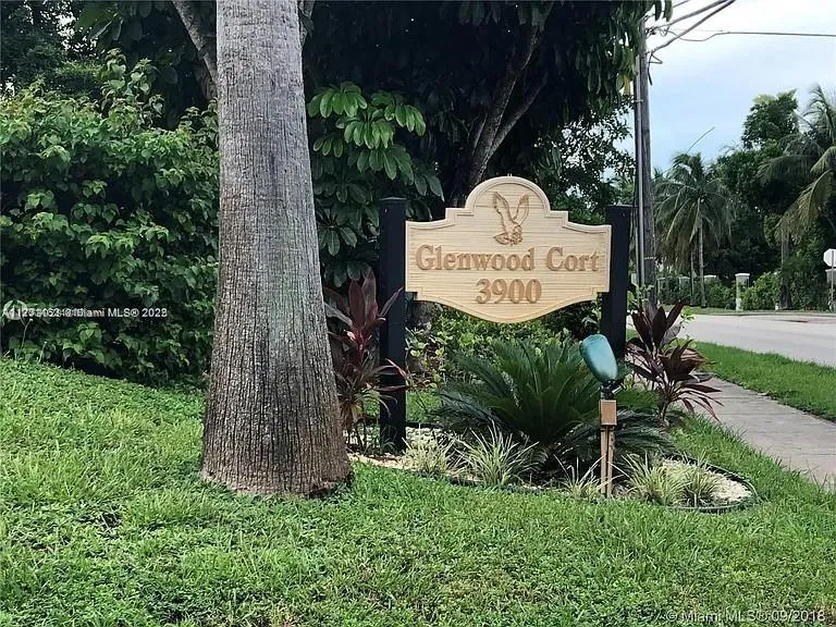 2 bedroom 2 bath for sale at 3900 SW 52nd Ave # 601, Pembroke Park FL 33023