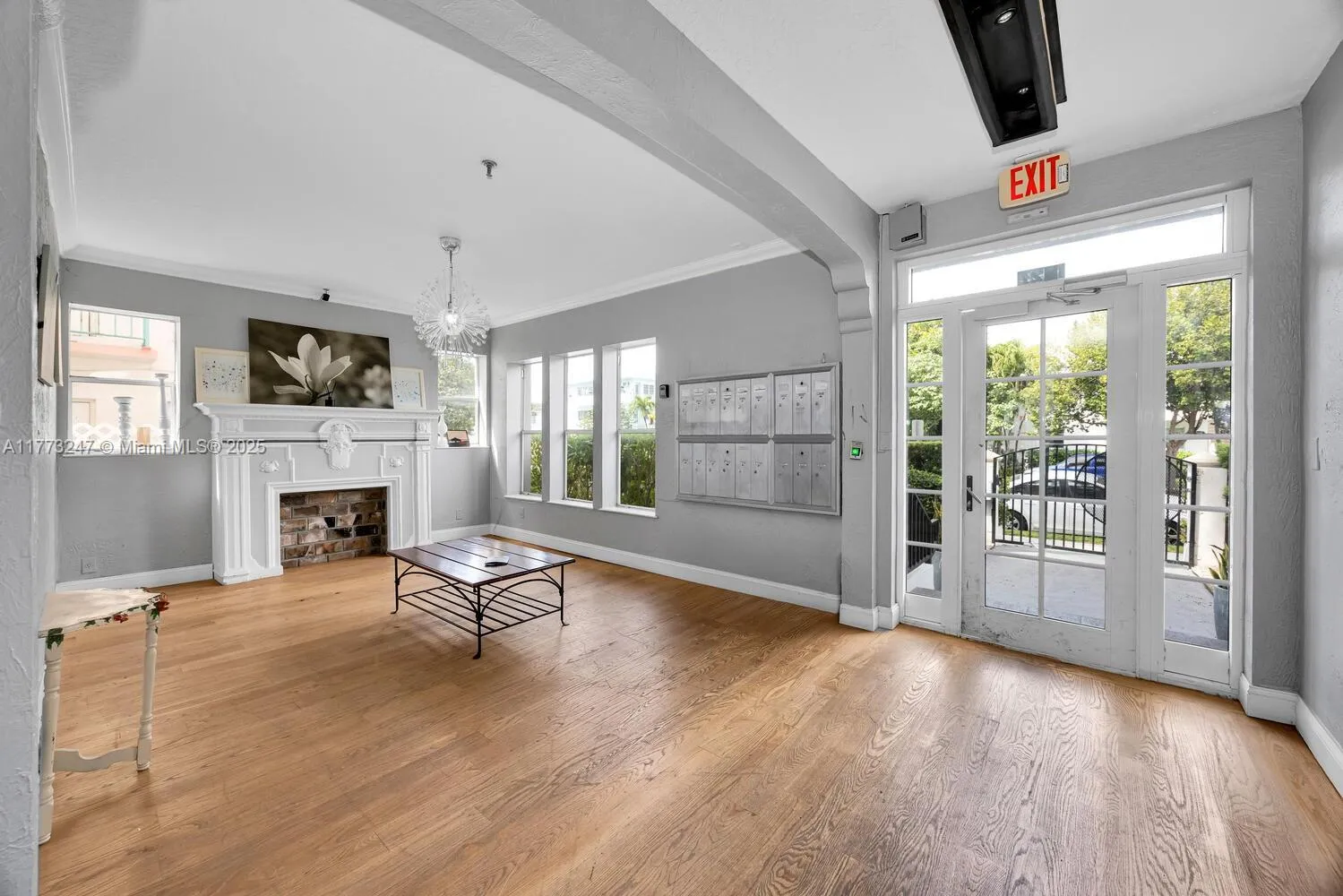 1027 Pennsylvania Ave # 201, Miami Beach FL 33139