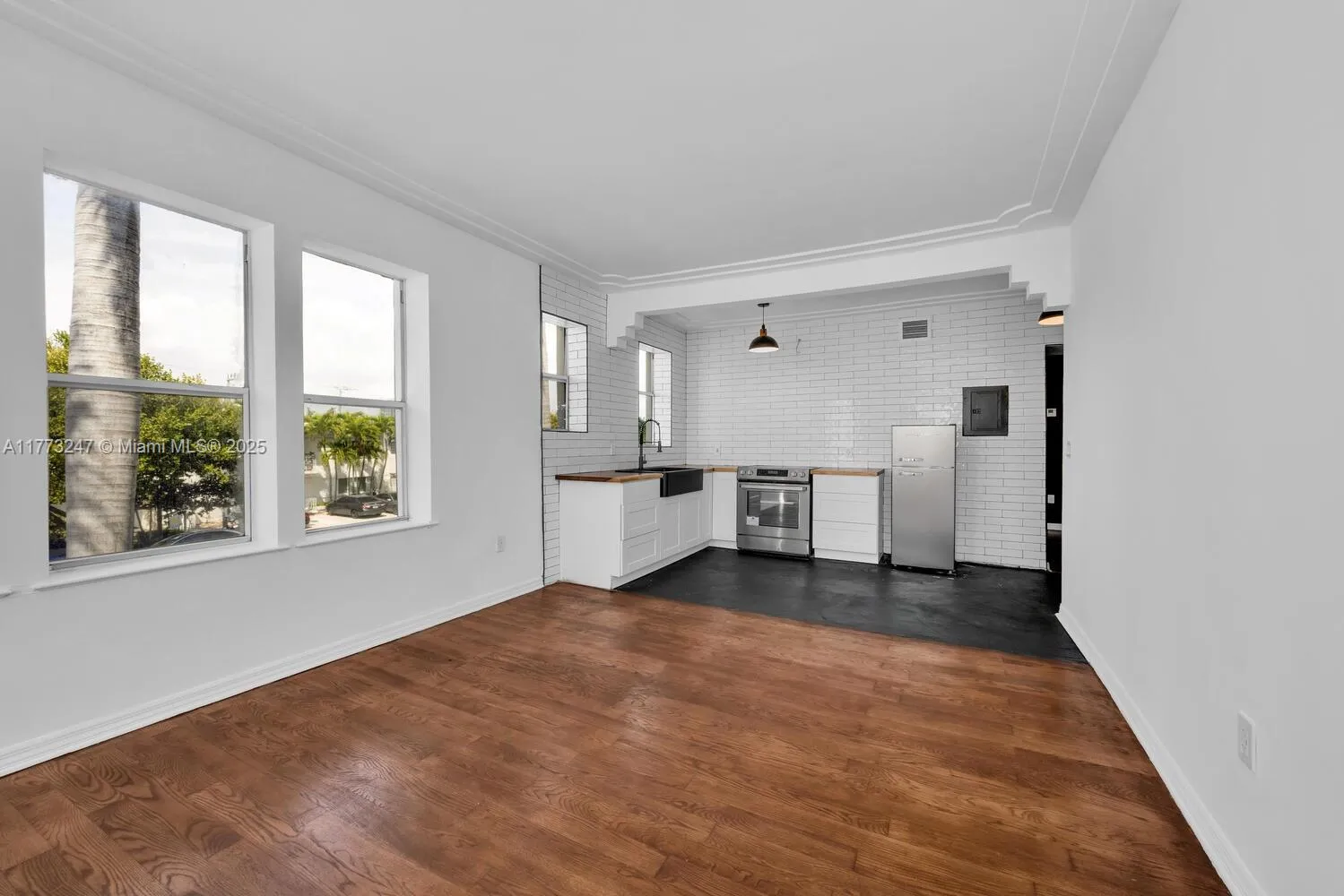 1027 Pennsylvania Ave # 201, Miami Beach FL 33139