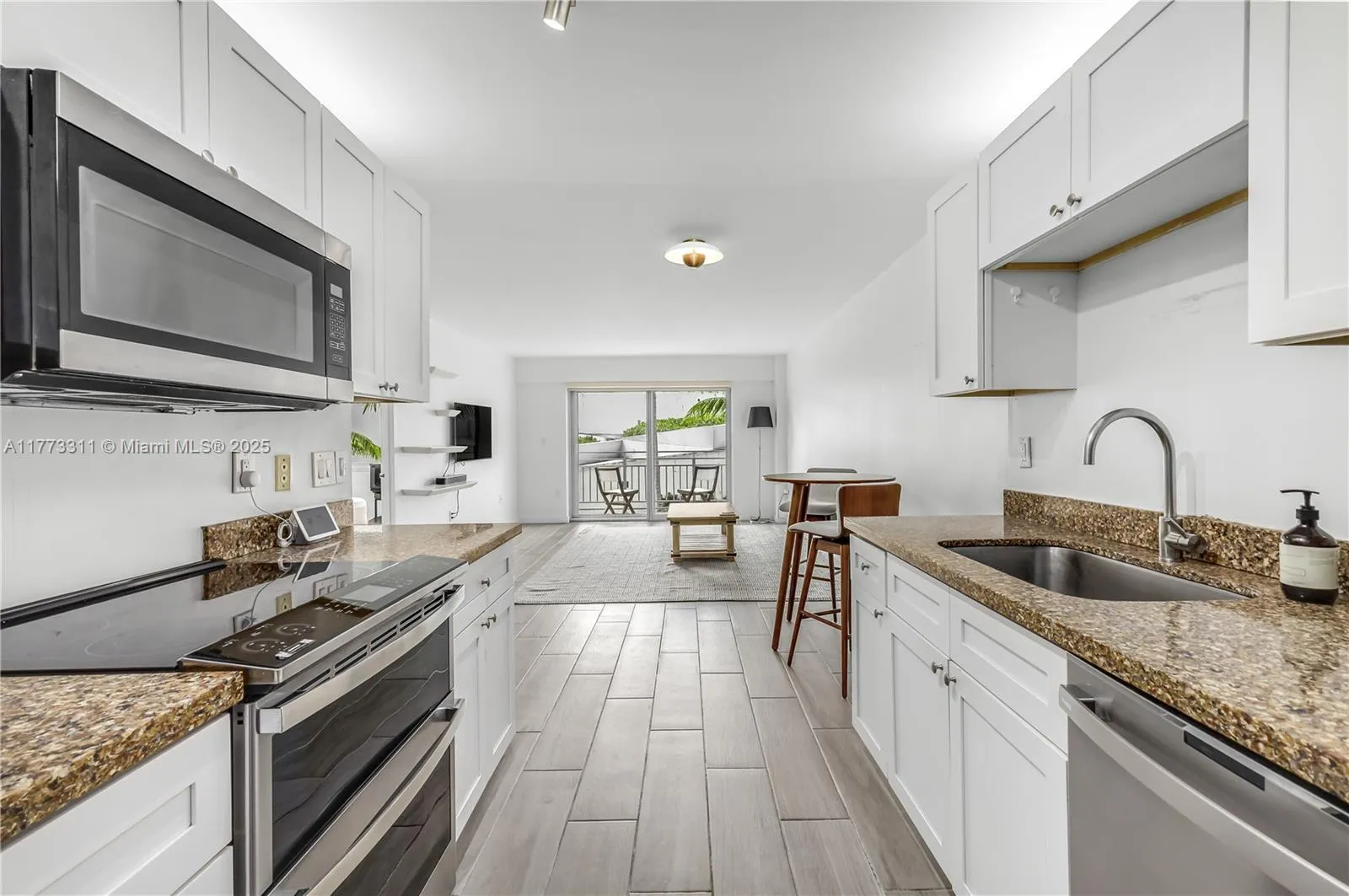 1025 Alton Rd # 308, Miami Beach FL 33139