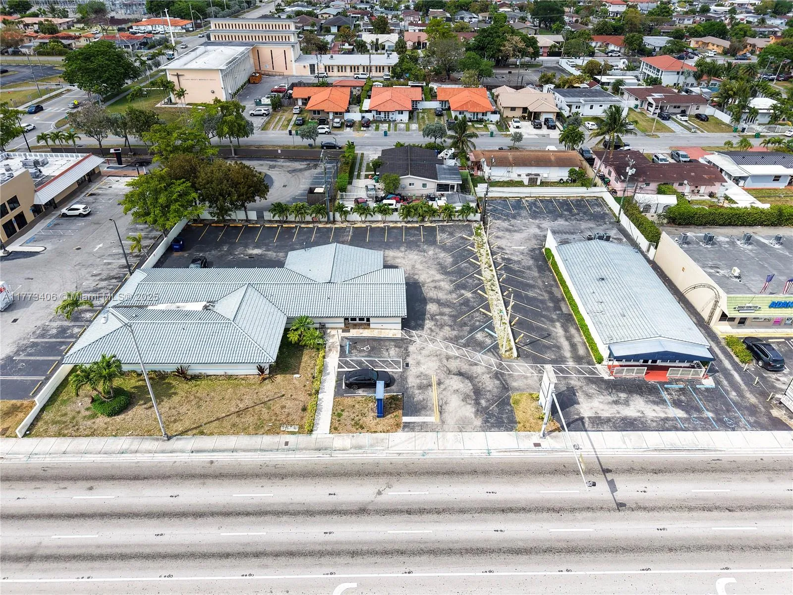 9611 SW 40th St, Miami FL 33165