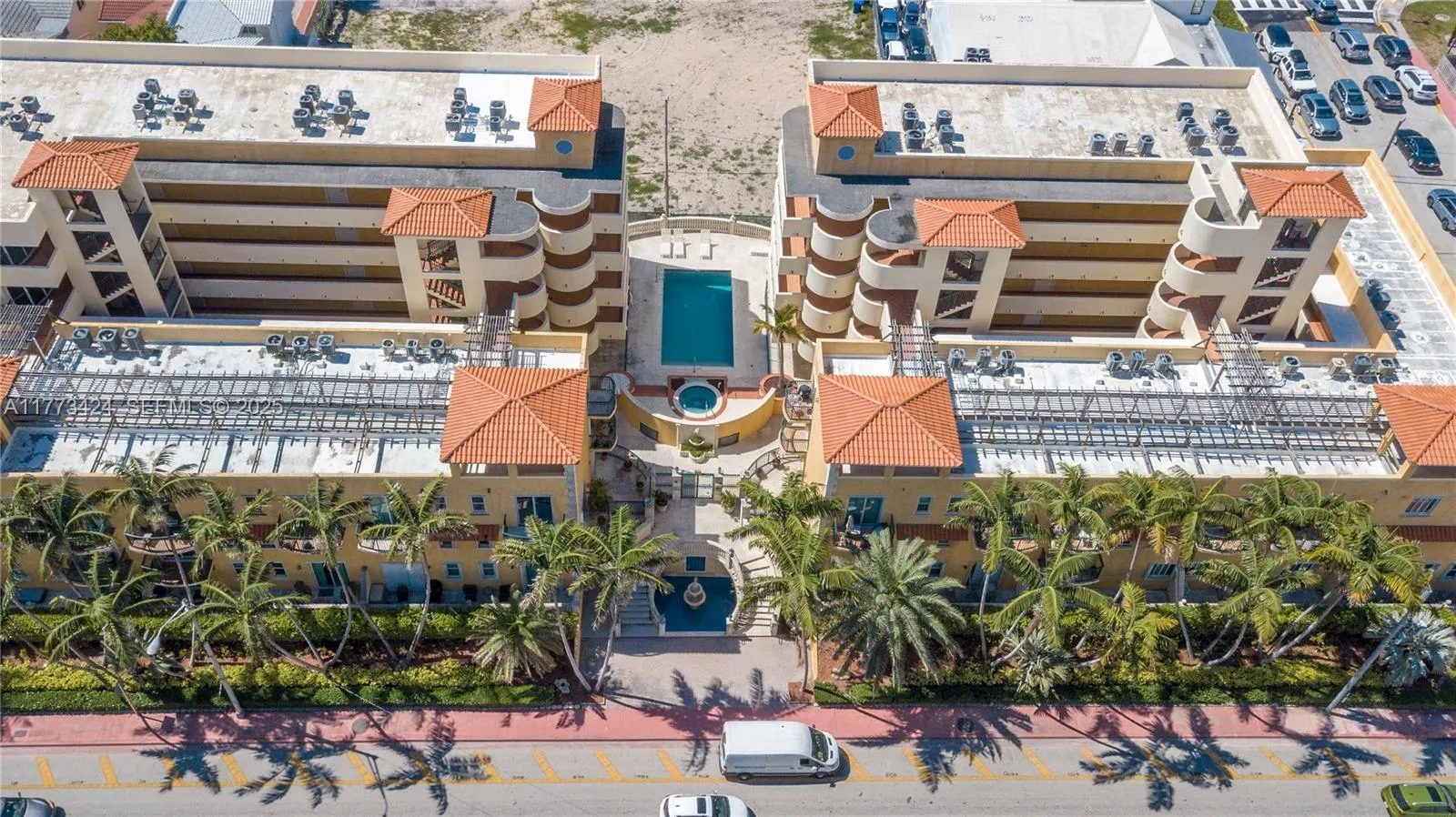 8888 Collins Ave # 212, Surfside FL 33154