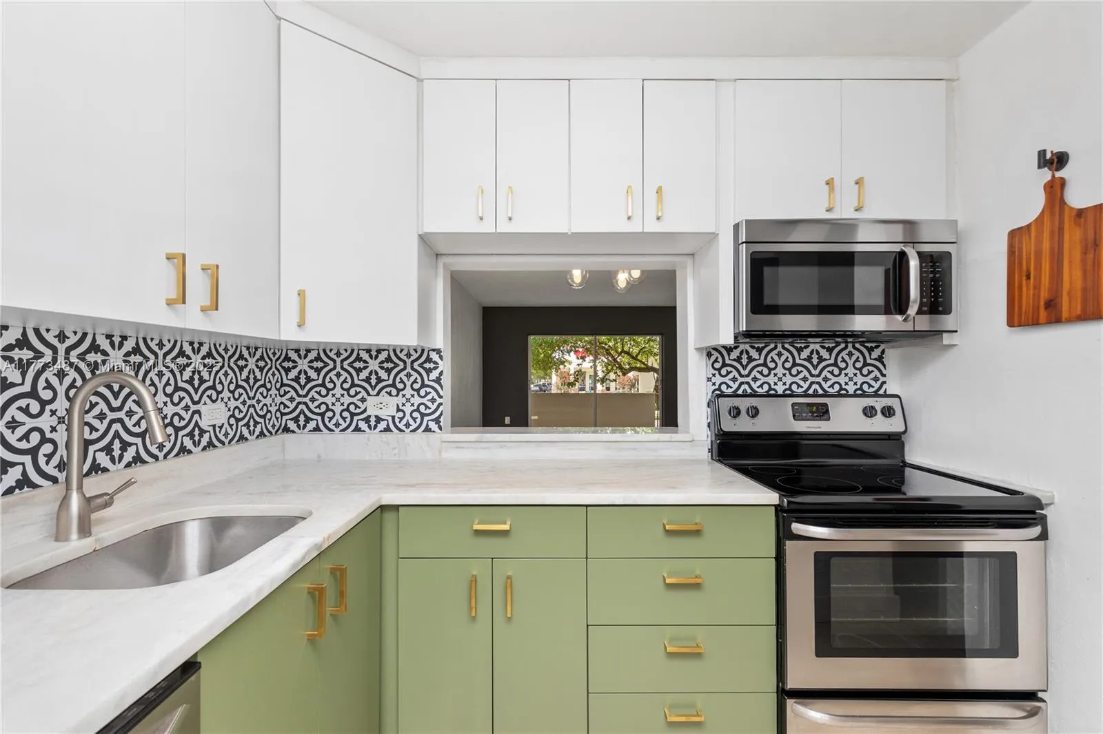for sale at Kendall Drive, Miami FL 33156