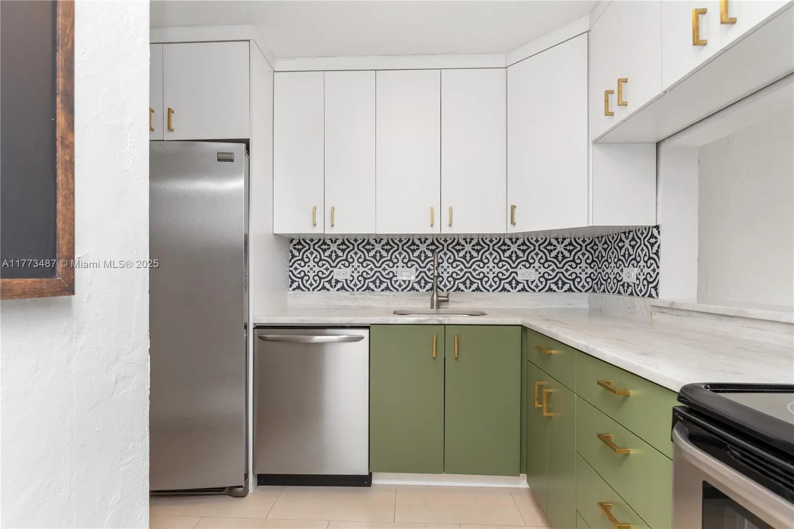 Kendall Drive, Miami FL 33156