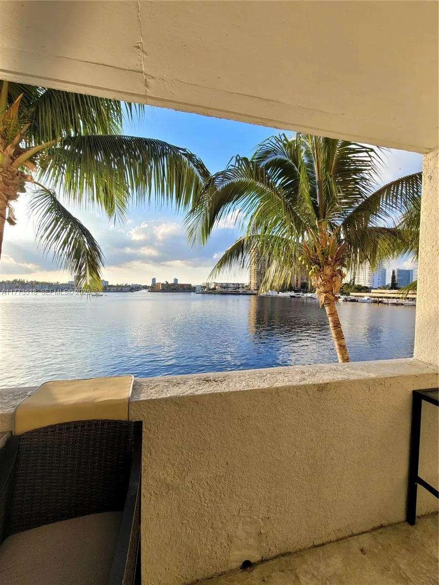 17100 N Bay Rd # 1307, Sunny Isles Beach FL 33160