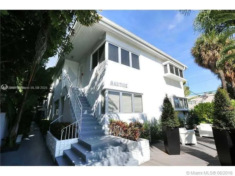 1 bedroom 1 bath for sale at 1616 Euclid Ave # 6, Miami Beach FL 33139