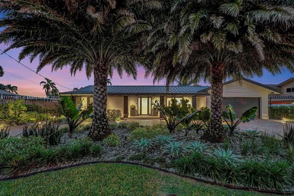 1761 Bel Air Ave, Lauderdale By The Sea FL 33062