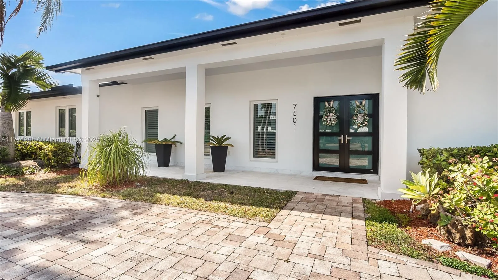 7501 SW 174th St, Palmetto Bay FL 33157