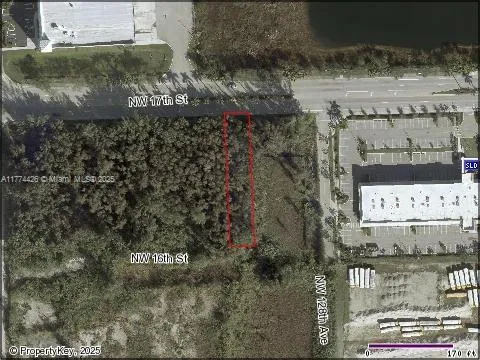 17XX NW 128 Ave, Sweetwater FL 33182