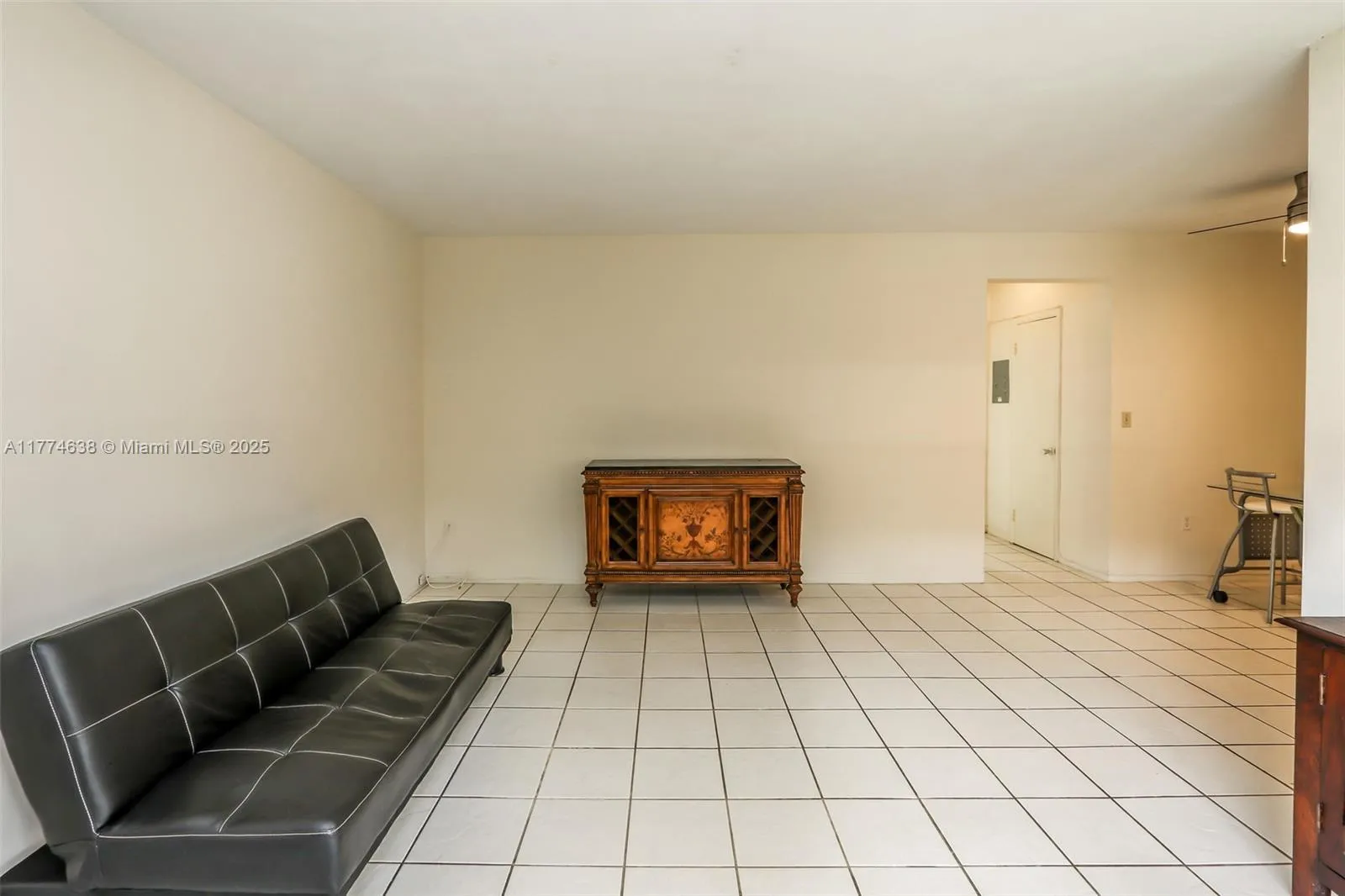 1250 S Alhambra Cir # 8, Coral Gables FL 33146