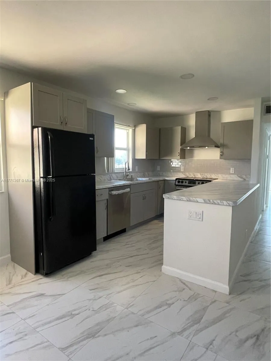 233 Saxony E # 233, Delray Beach FL 33446