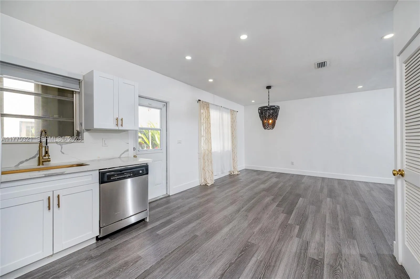 1704 S Le Jeune Rd, Coral Gables FL 33134