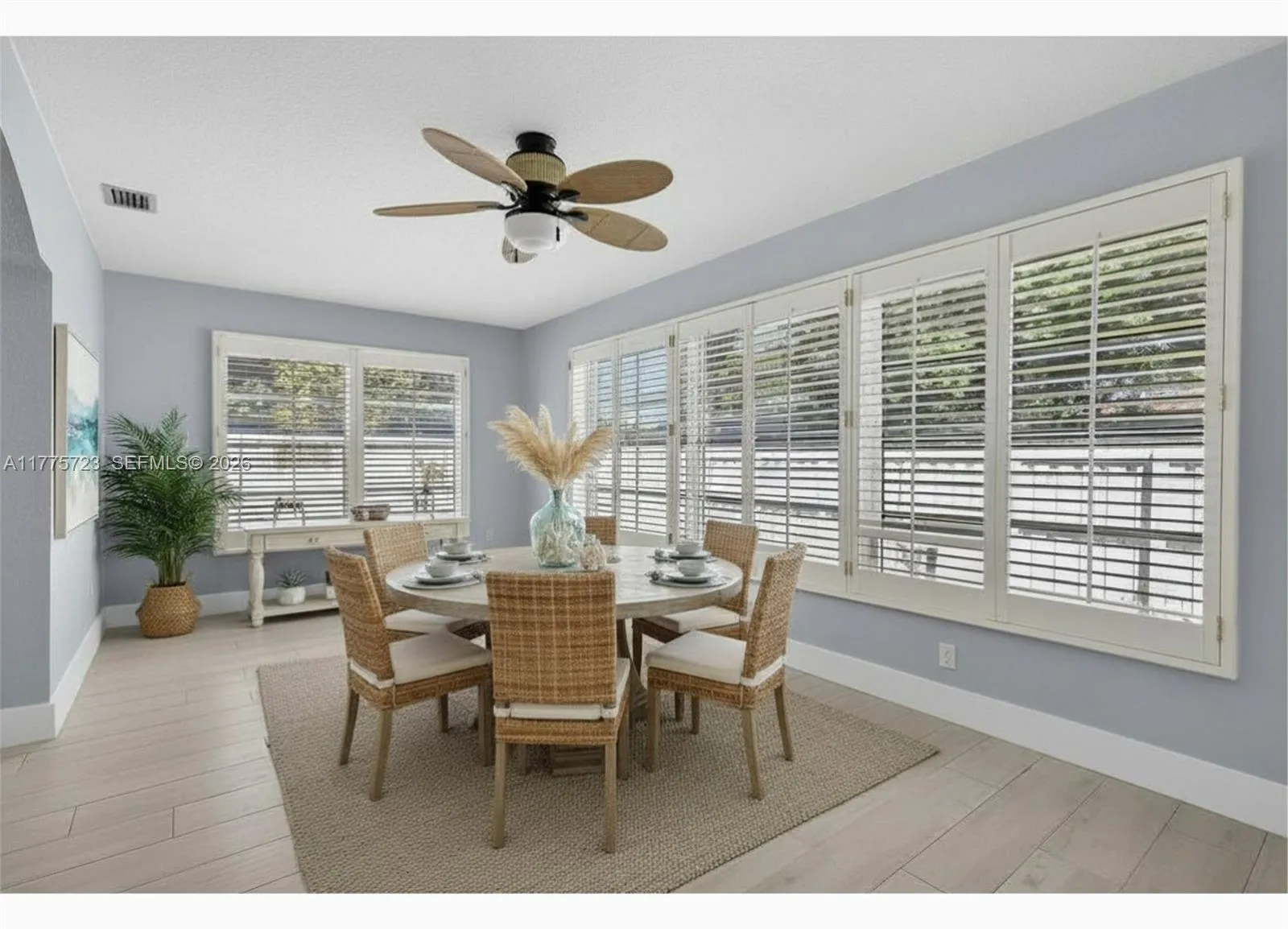 217 SE 5th St, Dania Beach FL 33004