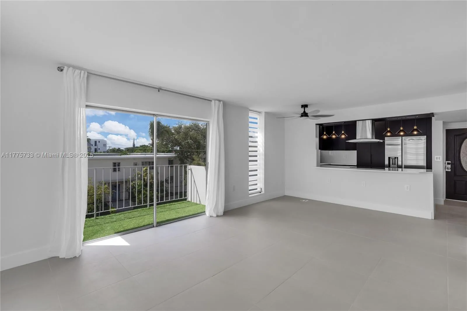 8305 Crespi Blvd # 3C, Miami Beach FL 33141