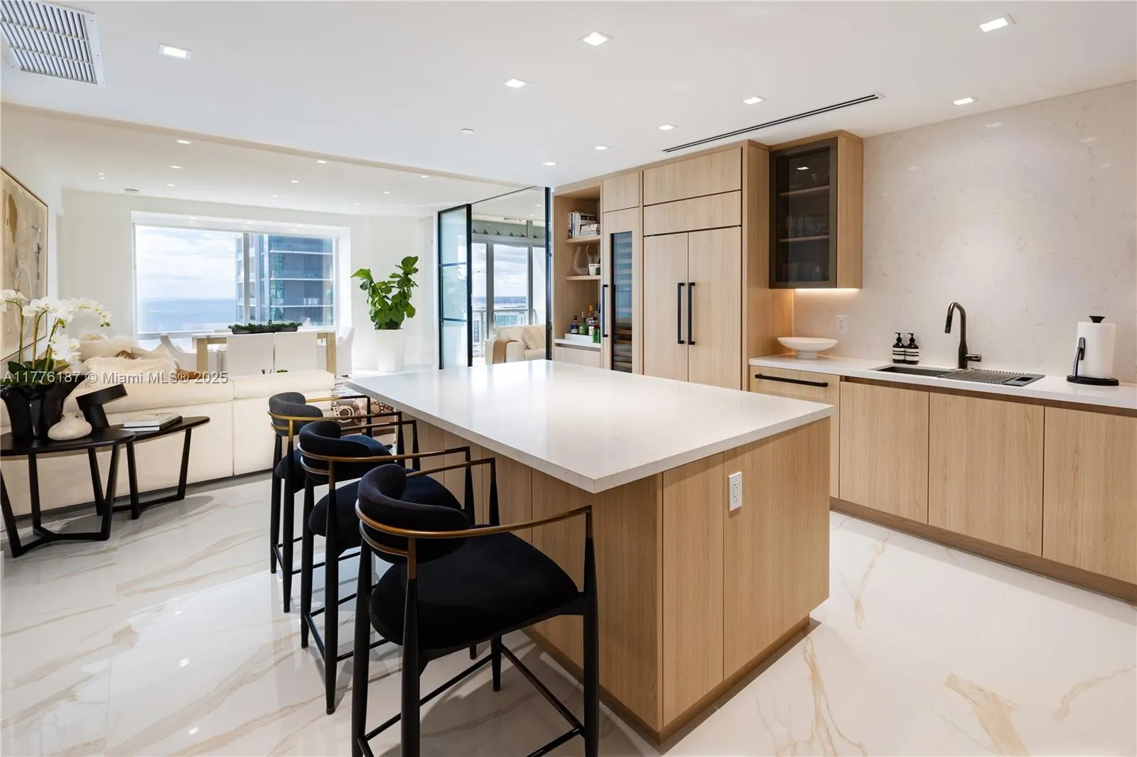 1425 Brickell Ave # 47A, Miami FL 33131