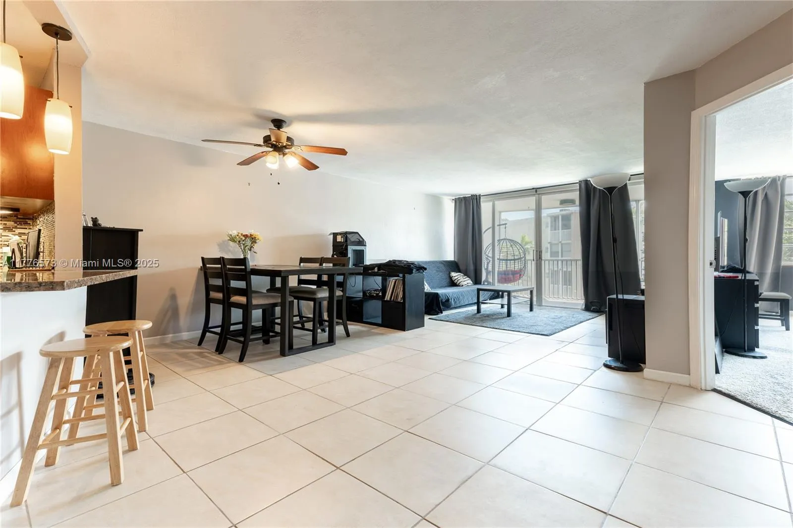 1680 NE 191st St # 2, Miami FL 33179