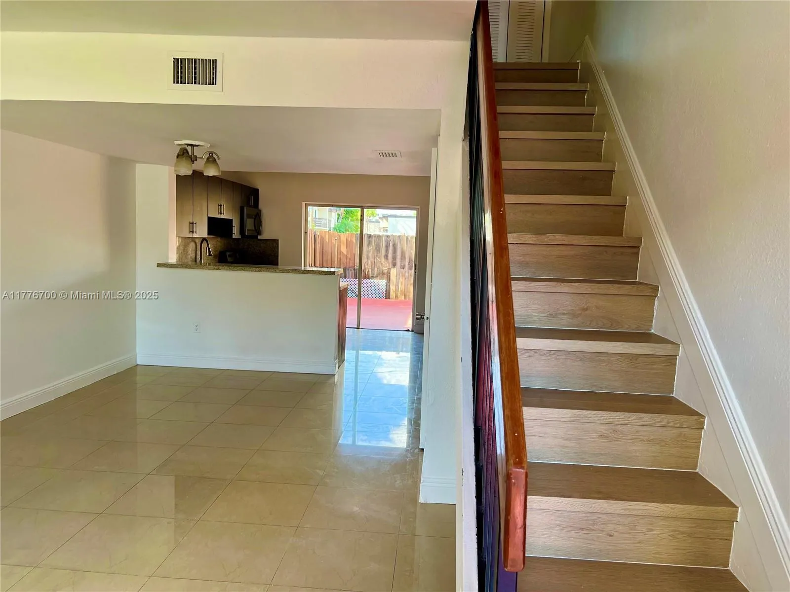 8245 NW 6th Ter # 202, Miami FL 33126