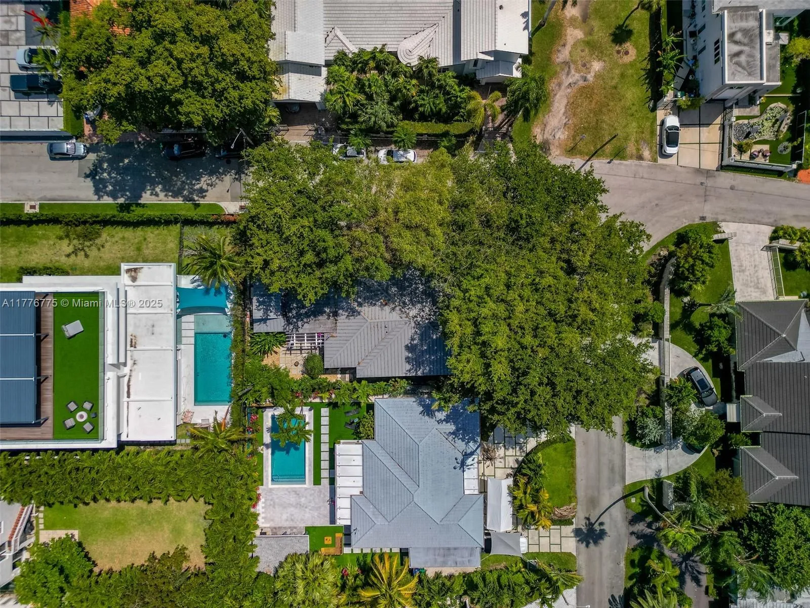 8800 N Bayshore Dr, Miami FL 33138