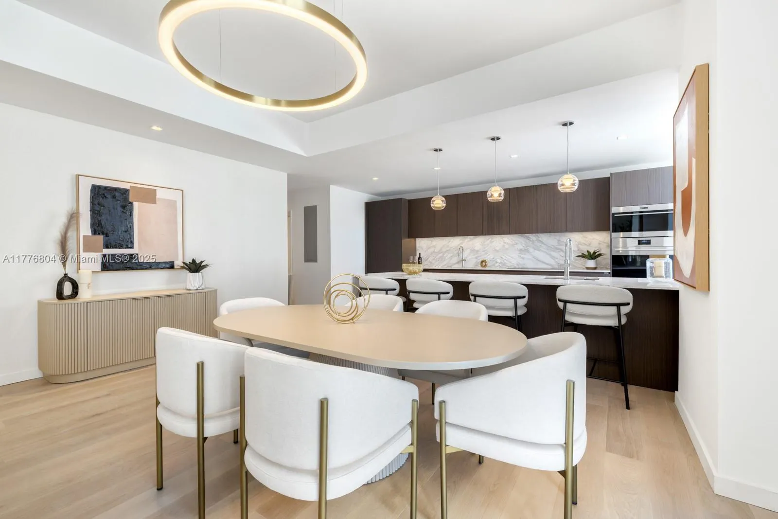 340 W 42nd St # 601, Miami Beach FL 33140