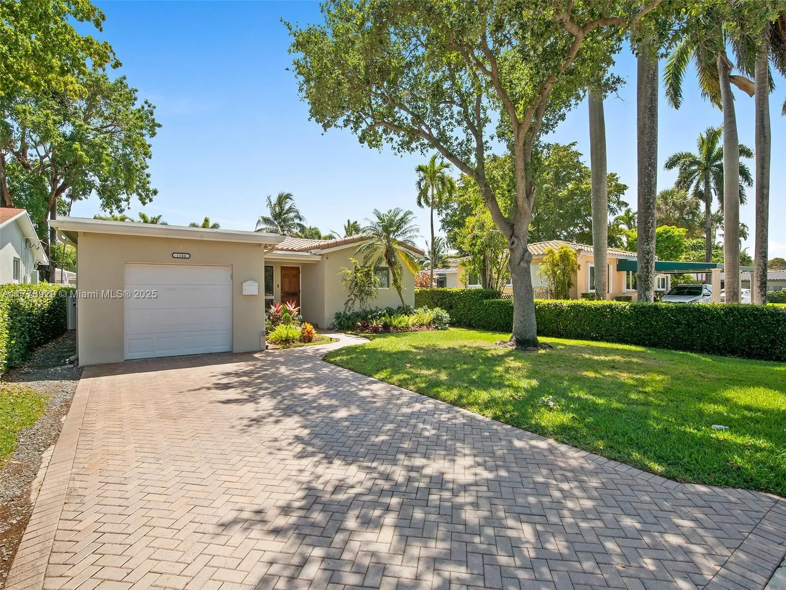 1146 Lincoln St, Hollywood FL 33019