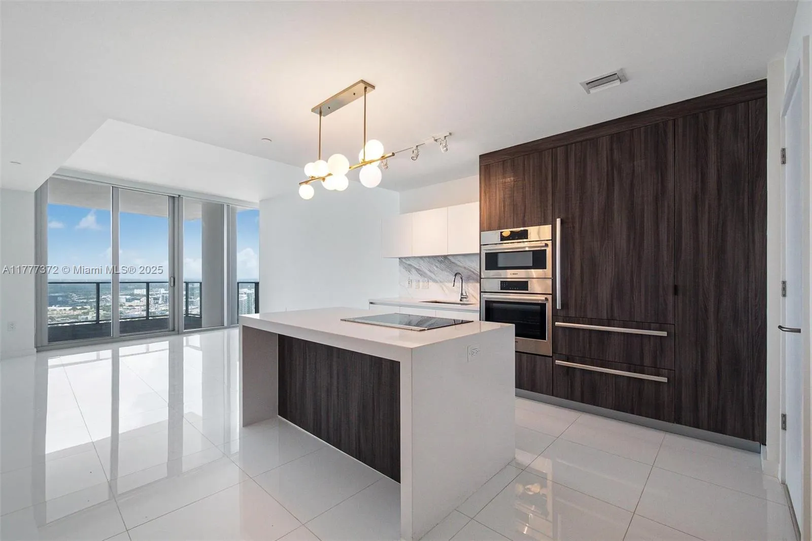 851 NE 1st Ave # 4100, Miami FL 33132