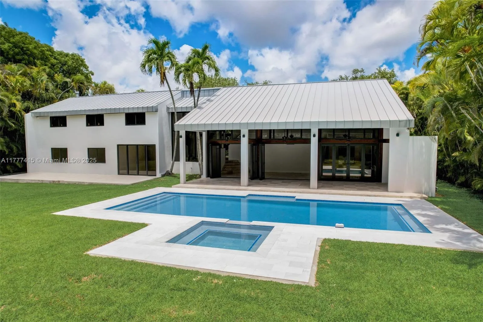 3 bedroom 3 bath for sale at 8530 SW 121st St, Miami FL 33156