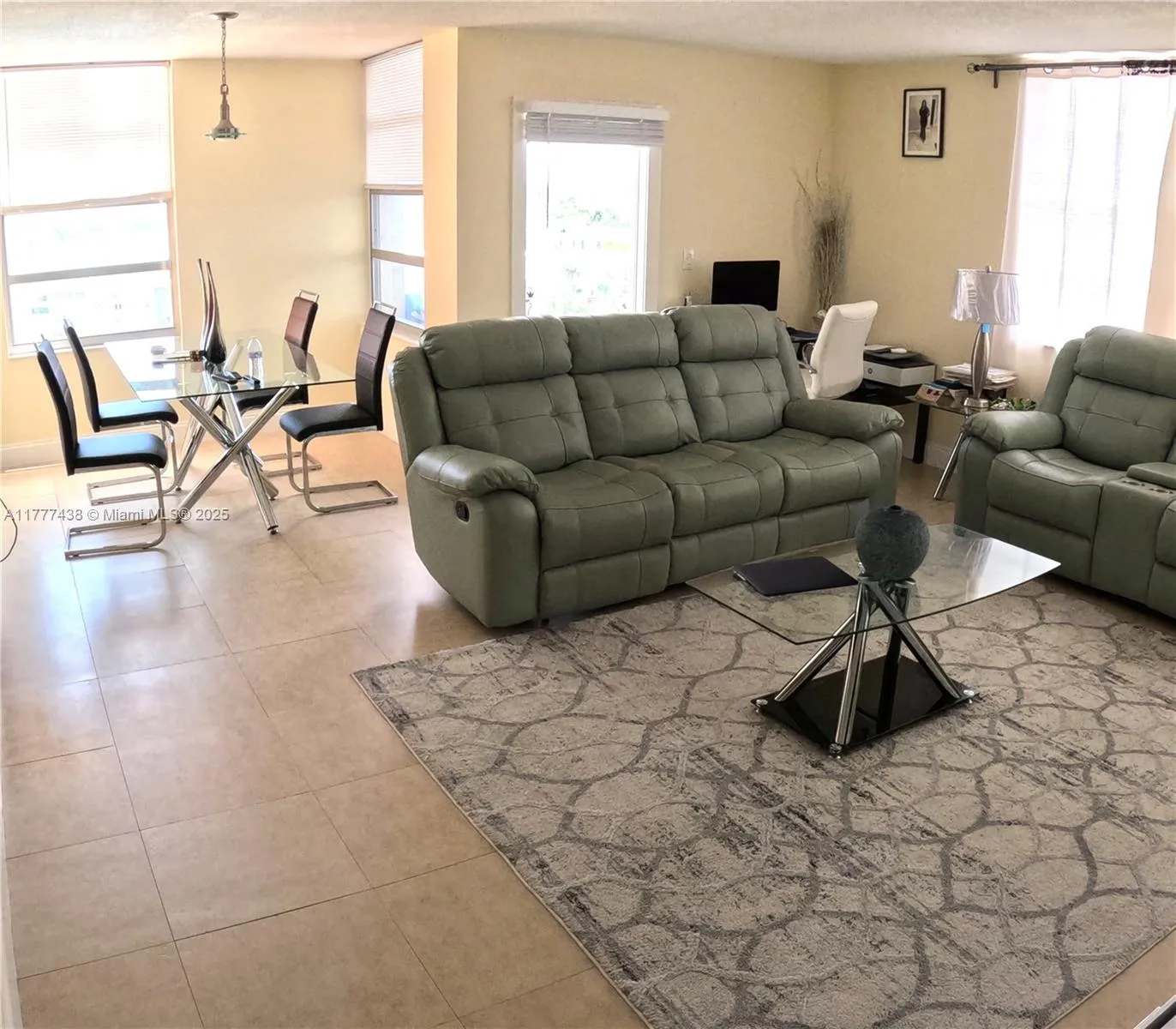 1301 NE Miami Gardens Dr # 1115W, Miami FL 33179