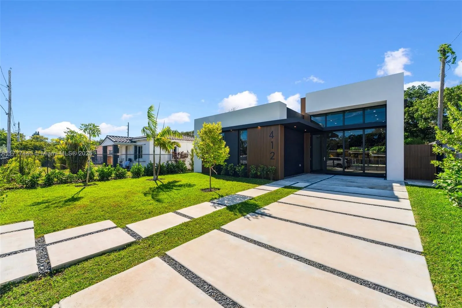 5 bedroom 3 bath for sale at 412 NW 47th St, Miami FL 33127