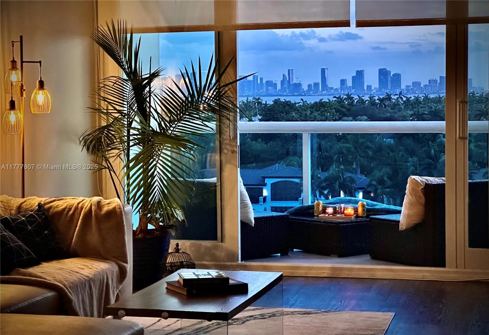 1 bedroom 1 bath for sale at 6770 Indian Creek Dr # 9G, Miami Beach FL 33141