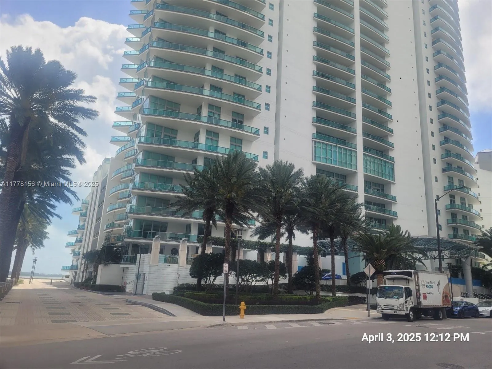 1331 Brickell Bay Dr, Miami FL 33131