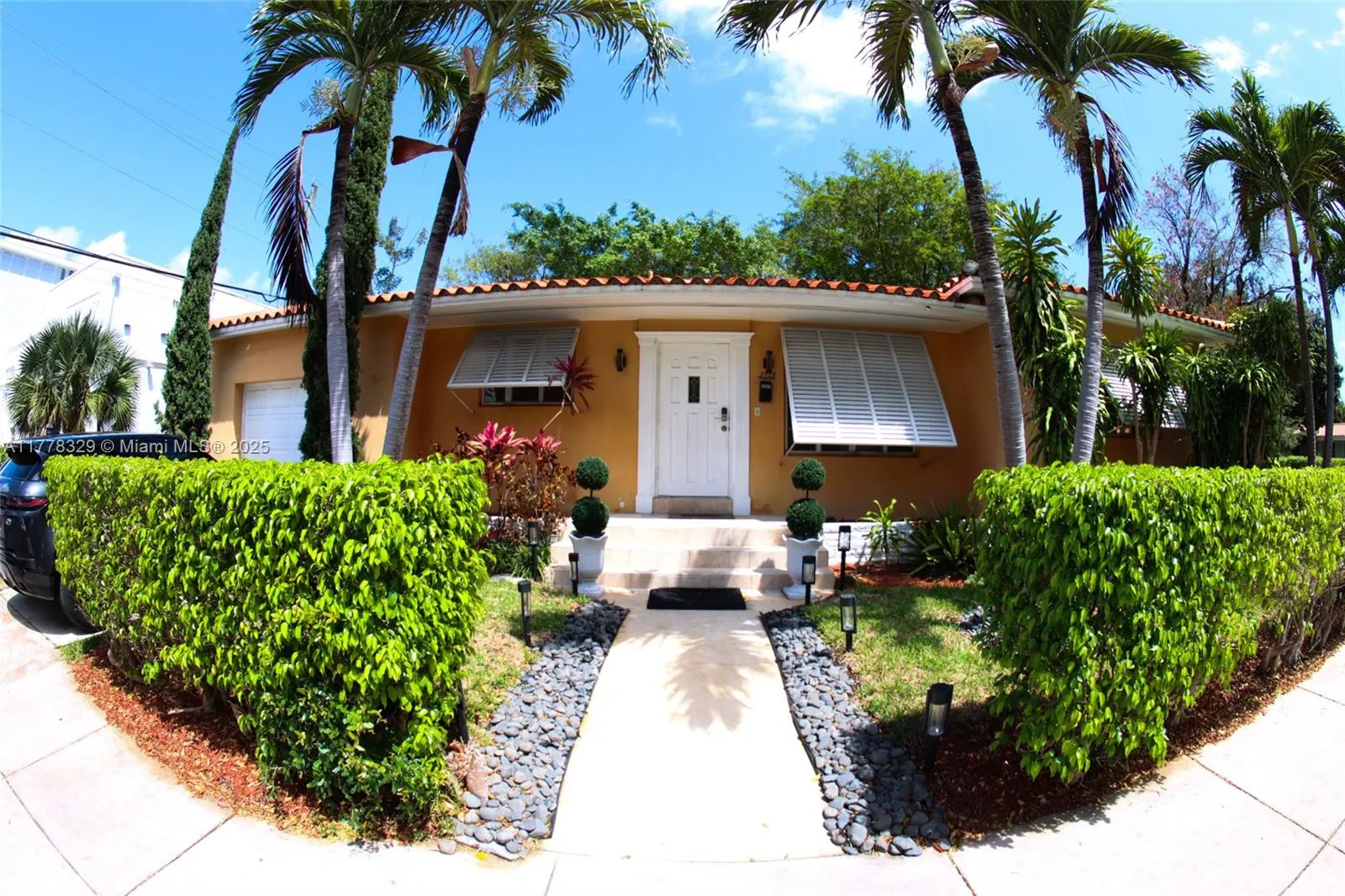 2715 Galiano St, Coral Gables FL 33134