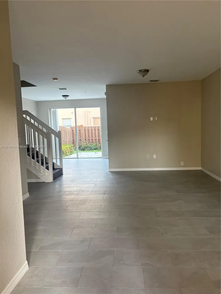 12476 SW 122nd St, Miami FL 33186