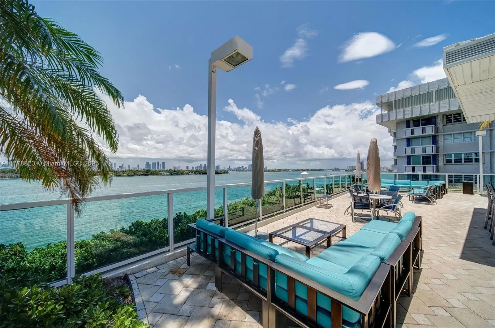1 bedroom 1 bath for sale at 650 West Ave # 1506, Miami Beach FL 33139