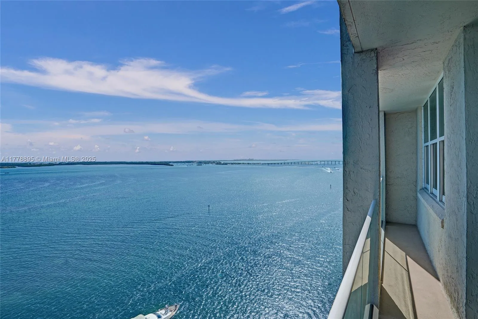800 Claughton Island Dr # 1801, Miami FL 33131