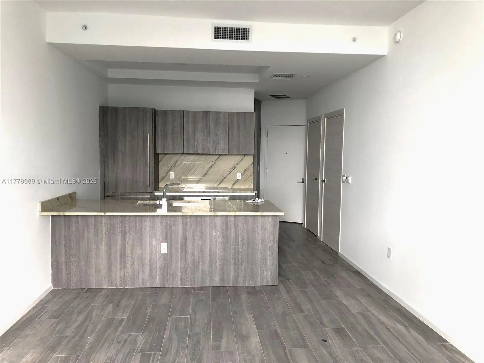 1 bedroom 2 bath for sale at 801 S Miami Ave # 5108, Miami FL 33130