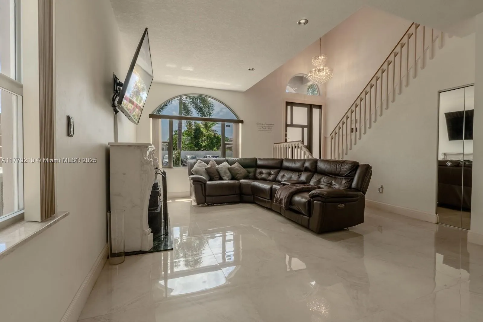 15835 NW 7th St, Pembroke Pines FL 33028