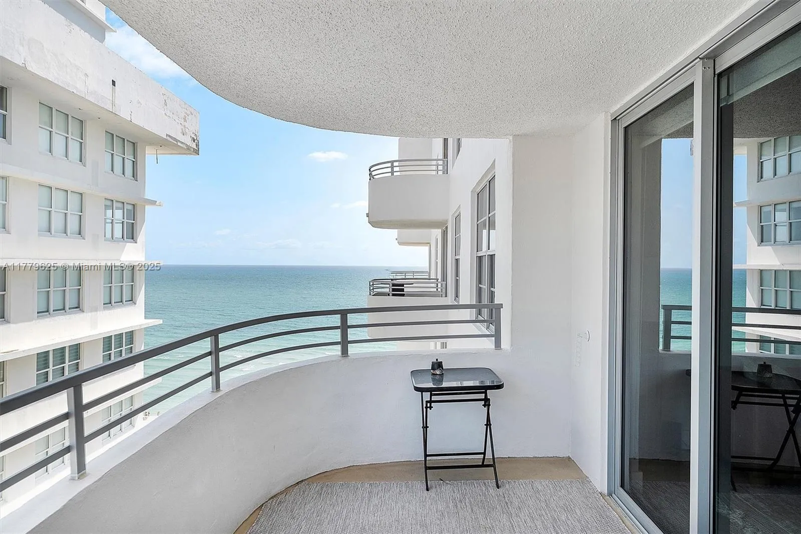 5555 Collins Ave # 16B, Miami Beach FL 33140