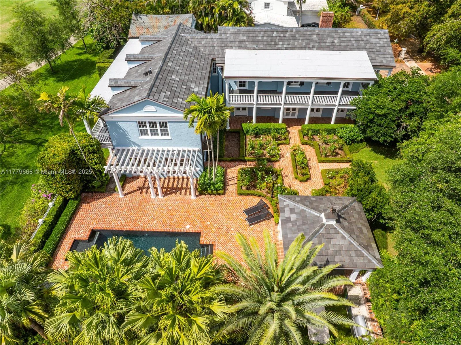 4320 Santa Maria St, Coral Gables FL 33146