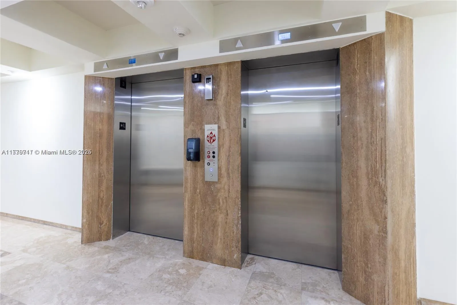 6061 Collins Ave # 9F, Miami Beach FL 33140